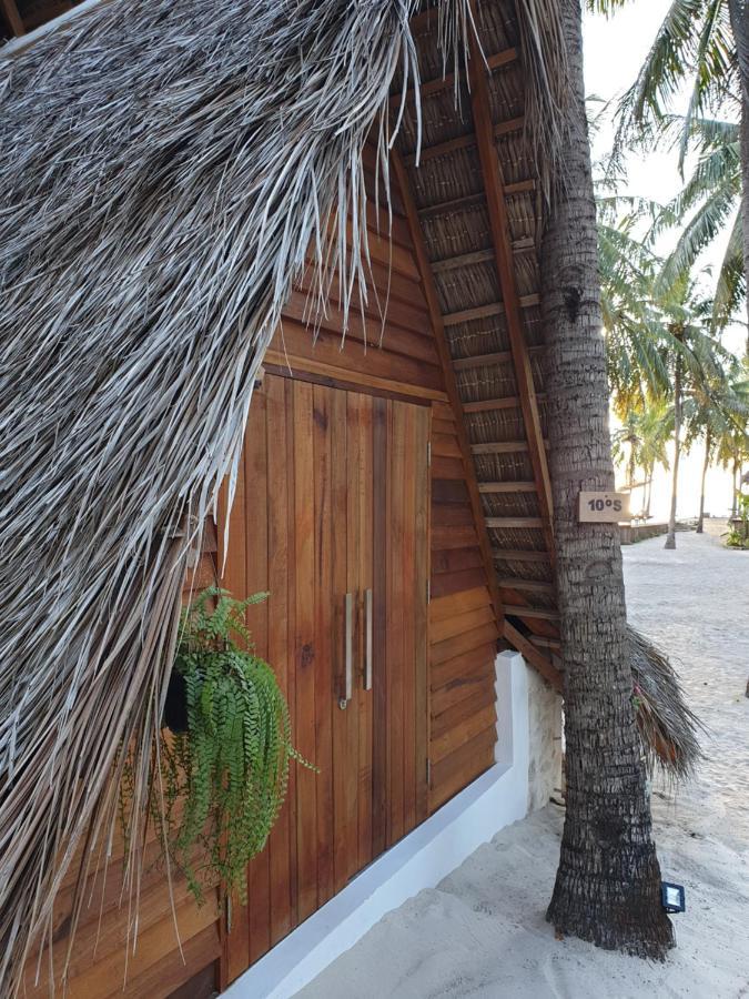81 Palms Resort Nembrala Exterior photo